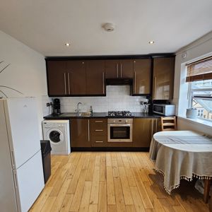 KITCHEN AREA- click for photo gallery